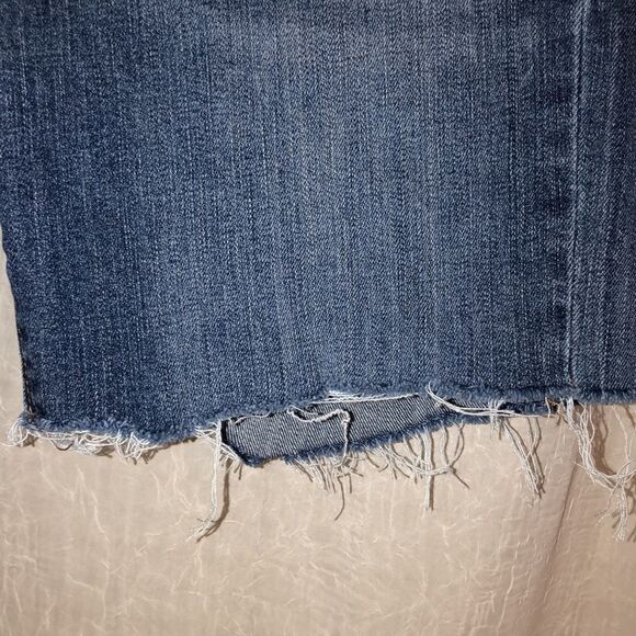 BR 27 Premium Denim Girlfriend Stretch Sie Frayed Hem Distressed Shorts - Picture 8 of 16